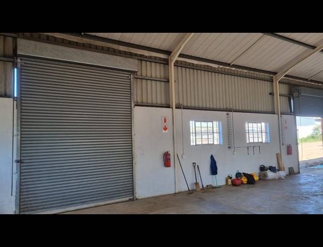 INDUSTRIAL PROPERTY TO RENT IN MERRIVALE